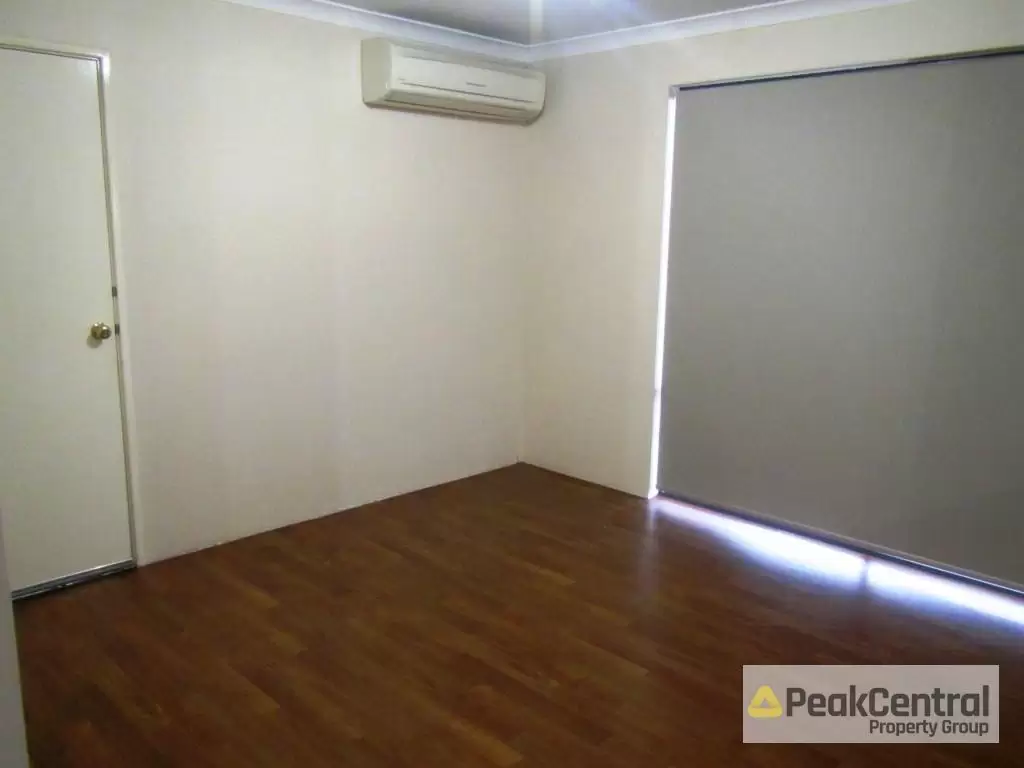 10 Baler Court, Hammond Park For Lease by Peak Central Property Group - image 8