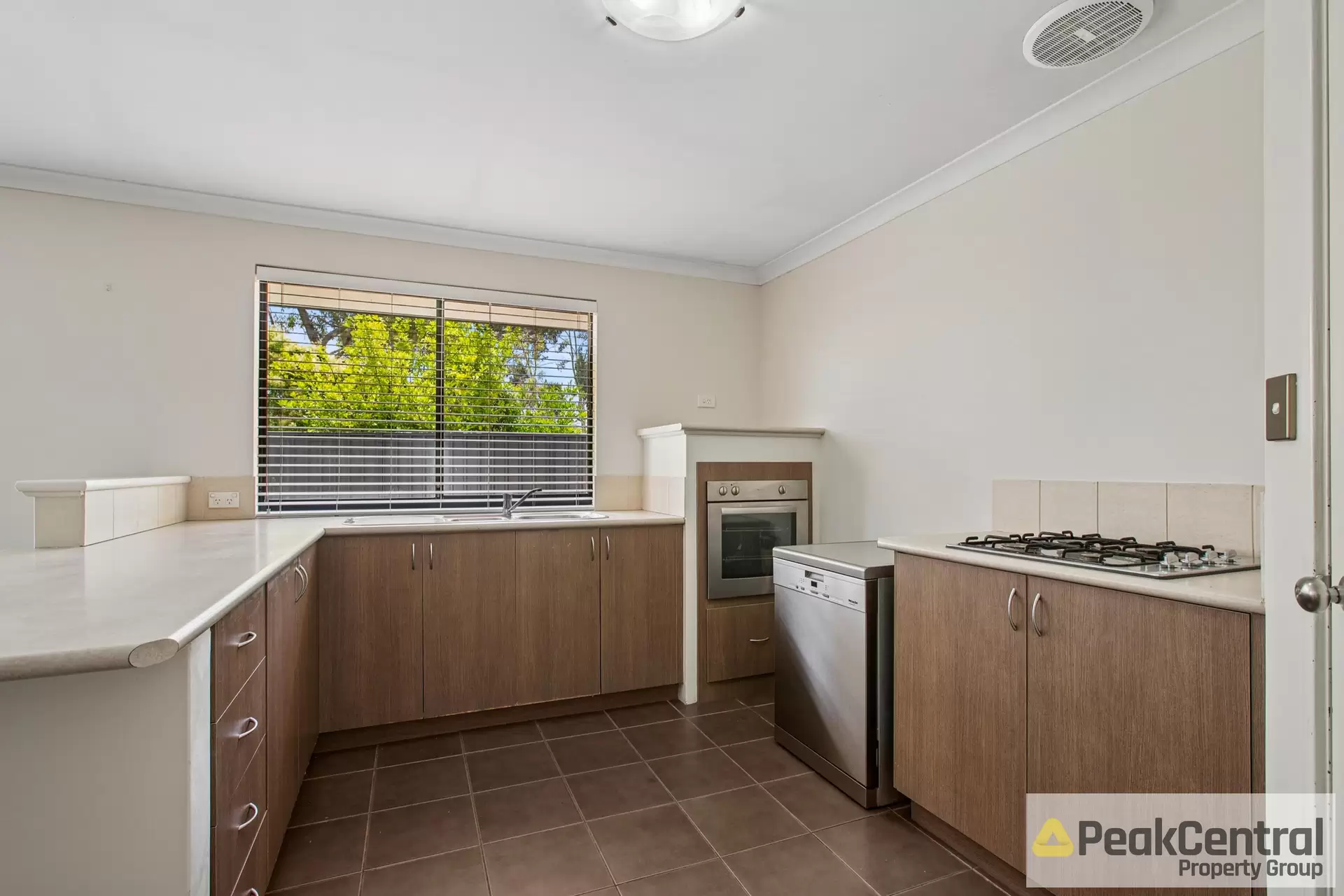 15 Meerup Drive, Success For Lease by Peak Central Property Group - image 1