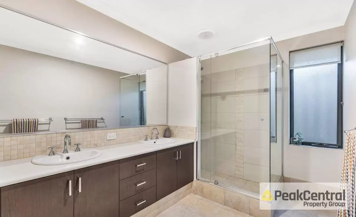 5 Blossom Chase, Aubin Grove Leased by Peak Central Property Group - image 15