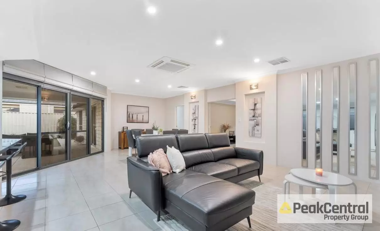 5 Blossom Chase, Aubin Grove Leased by Peak Central Property Group - image 5