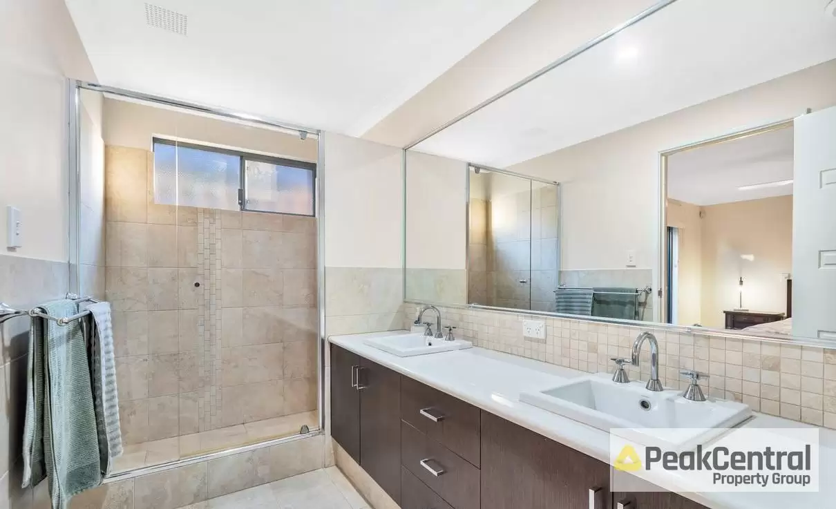 5 Blossom Chase, Aubin Grove Leased by Peak Central Property Group - image 11