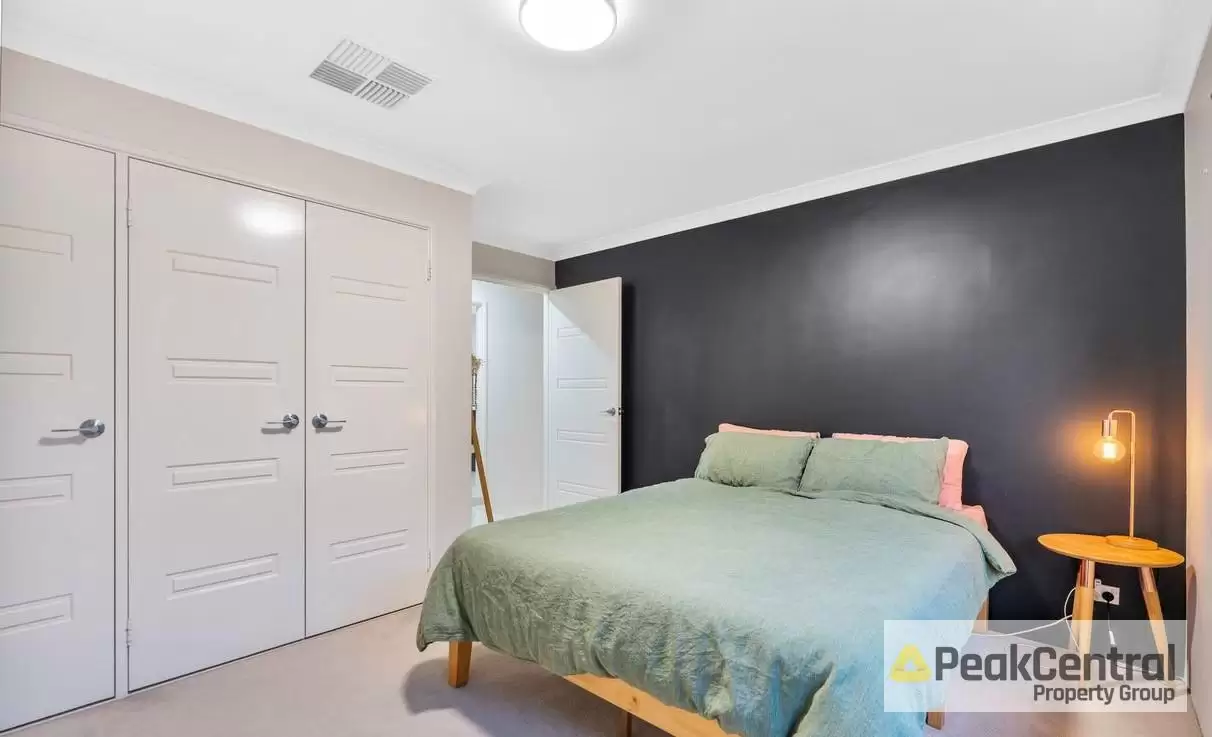 5 Blossom Chase, Aubin Grove Leased by Peak Central Property Group - image 13