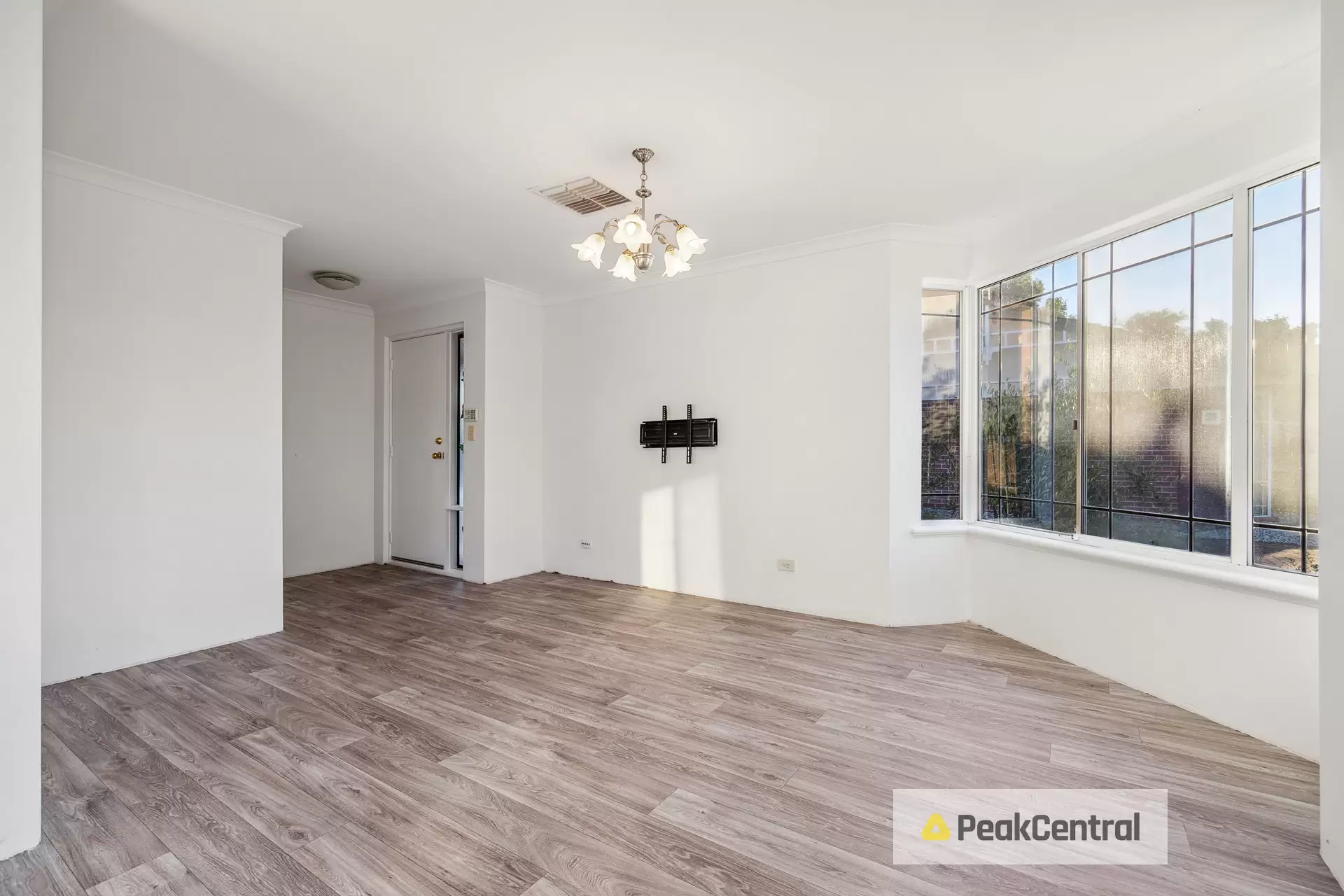 6 Towncentre Drive, Thornlie Leased by Peak Central Property Group - image 8