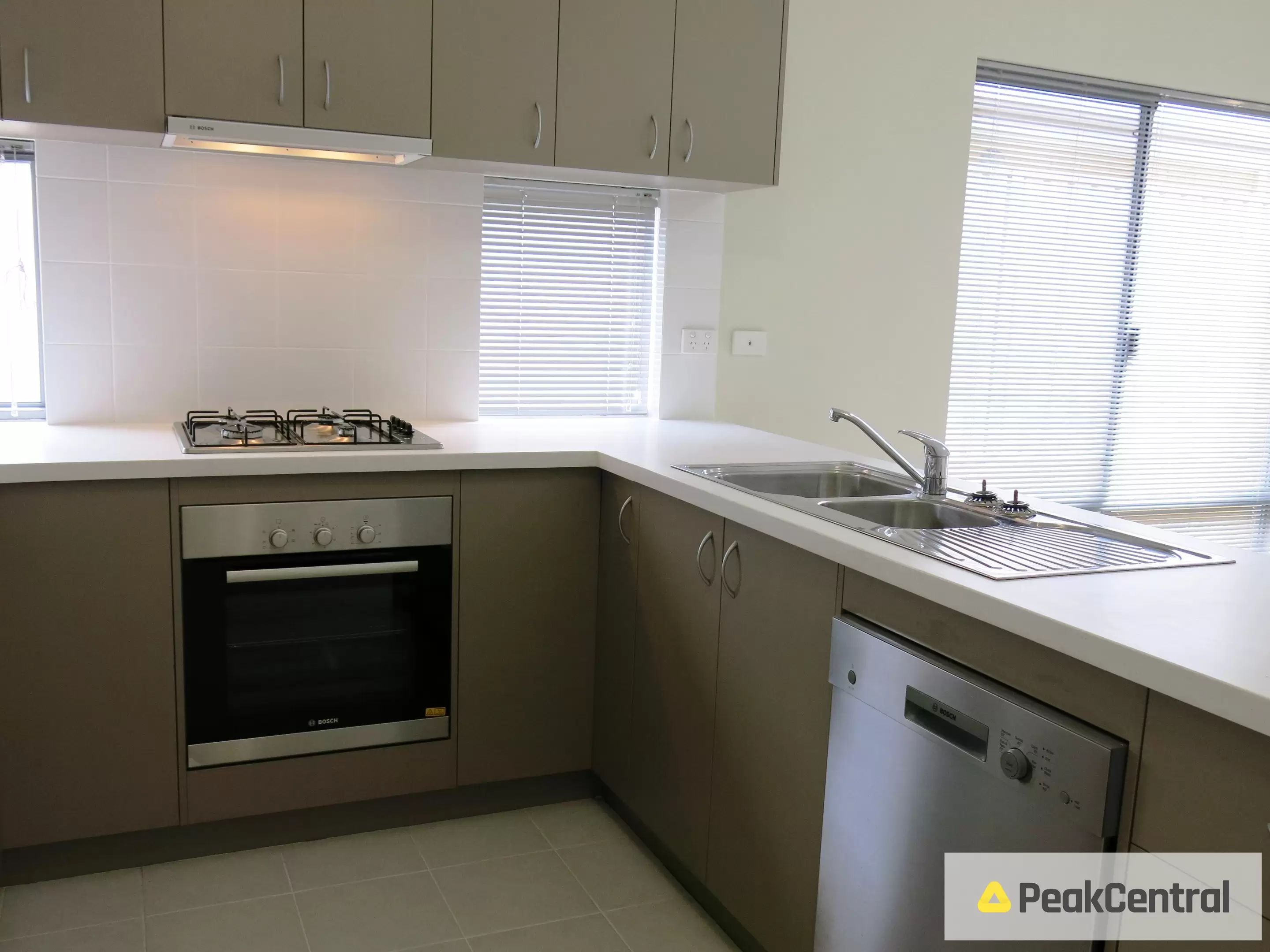 4 Andy Zuvela Road, Beeliar Leased by Peak Central Property Group - image 3