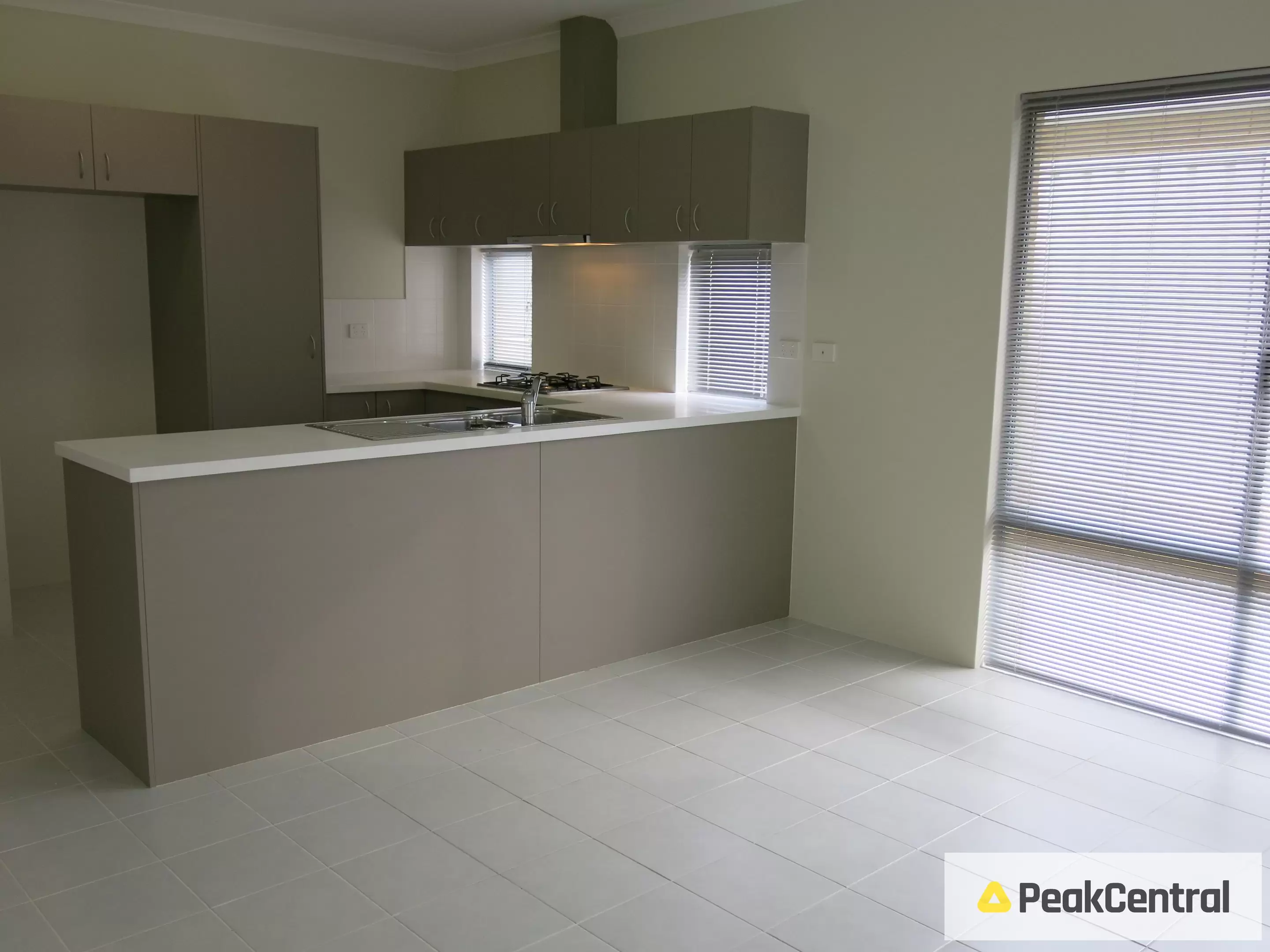 4 Andy Zuvela Road, Beeliar Leased by Peak Central Property Group - image 4