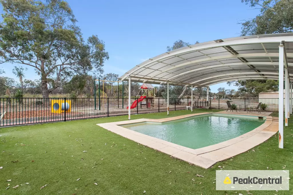160 Robinson Road, Wandi Sold by Peak Central Property Group