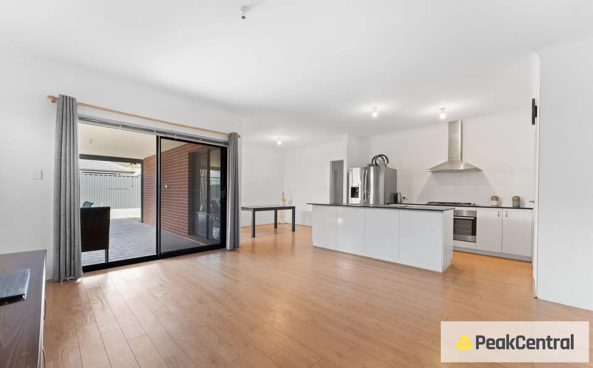 14 Enkindle Loop, Baldivis Leased by Peak Central Property Group - image 1