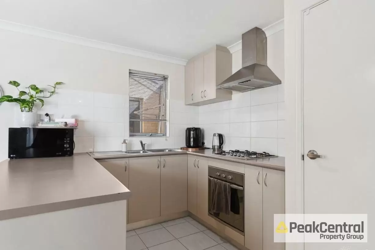 33 Adelong Avenue, Golden Bay Leased by Peak Central Property Group - image 5