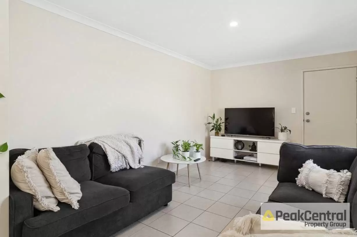 33 Adelong Avenue, Golden Bay Leased by Peak Central Property Group - image 7