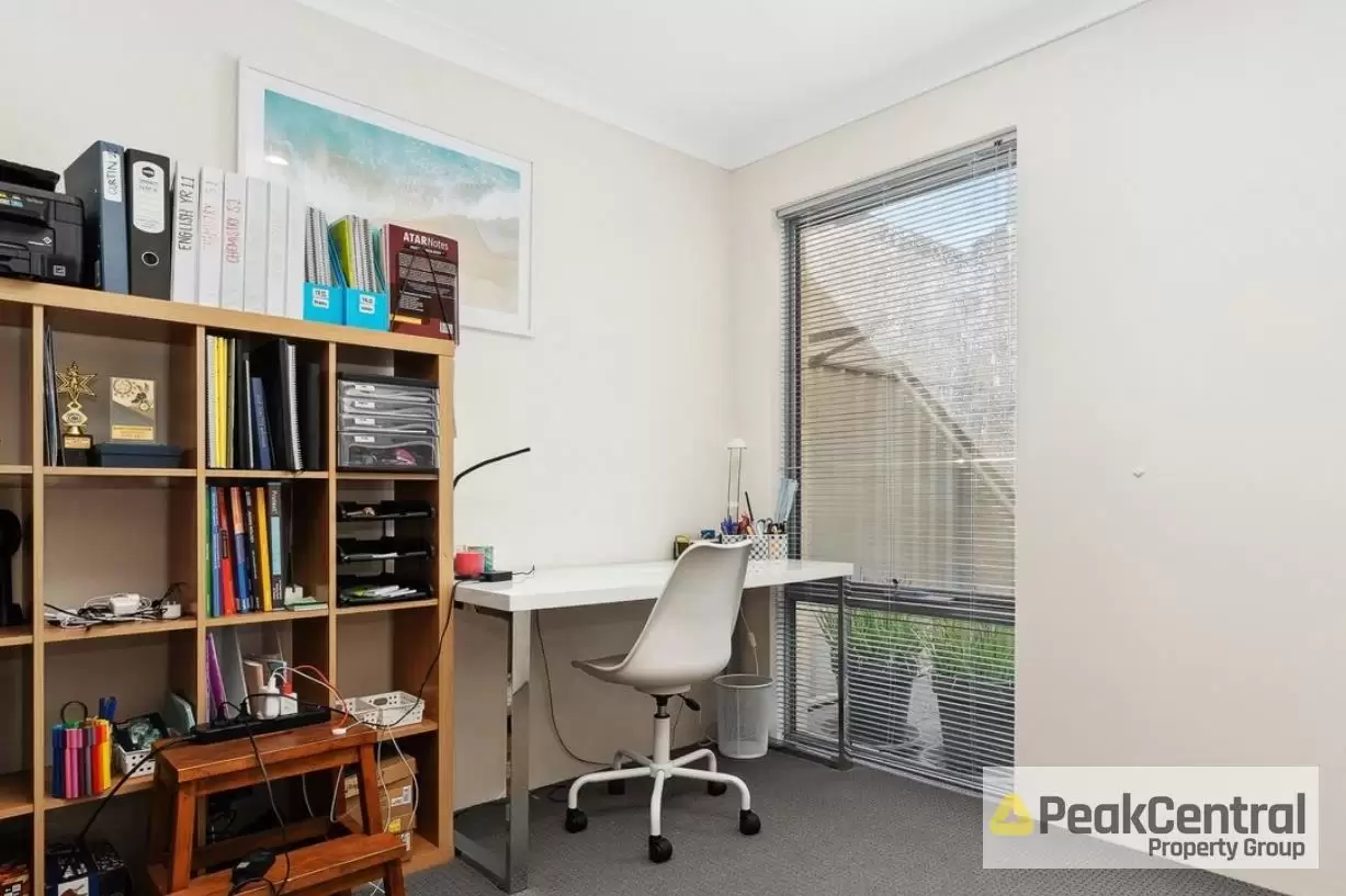 33 Adelong Avenue, Golden Bay Leased by Peak Central Property Group - image 11