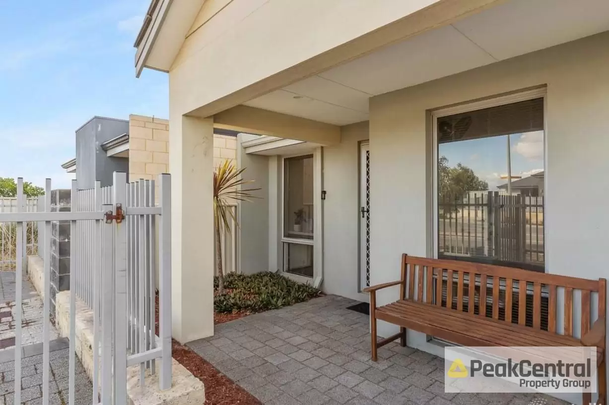 33 Adelong Avenue, Golden Bay Leased by Peak Central Property Group - image 3