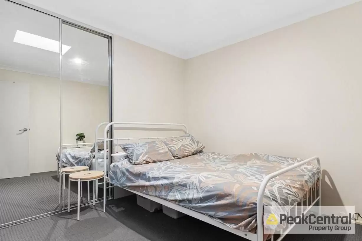 33 Adelong Avenue, Golden Bay Leased by Peak Central Property Group - image 10