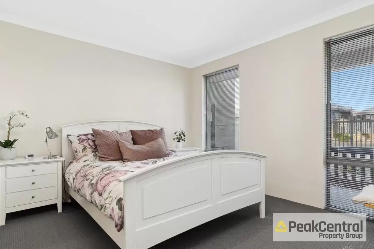 33 Adelong Avenue, Golden Bay Leased by Peak Central Property Group - image 8