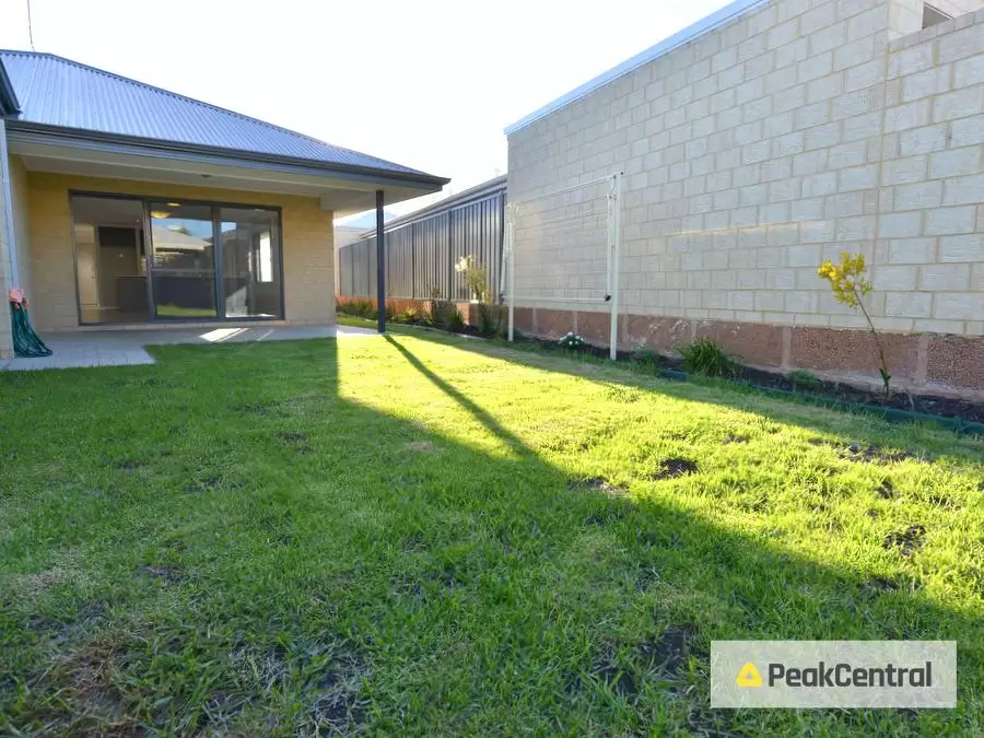 54 Beckingham Parkway, Baldivis Sold by Peak Central Property Group - image 13