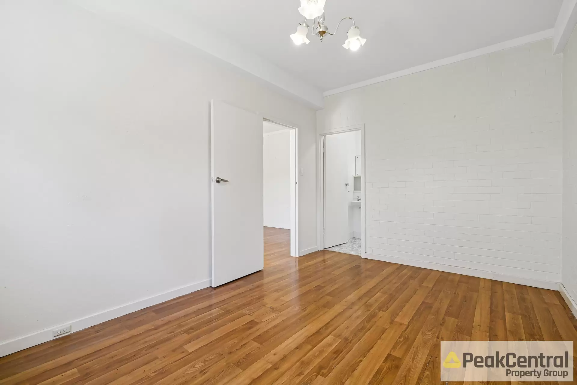2/37 Paulik Way, Hamilton Hill For Sale by Peak Central Property Group - image 1