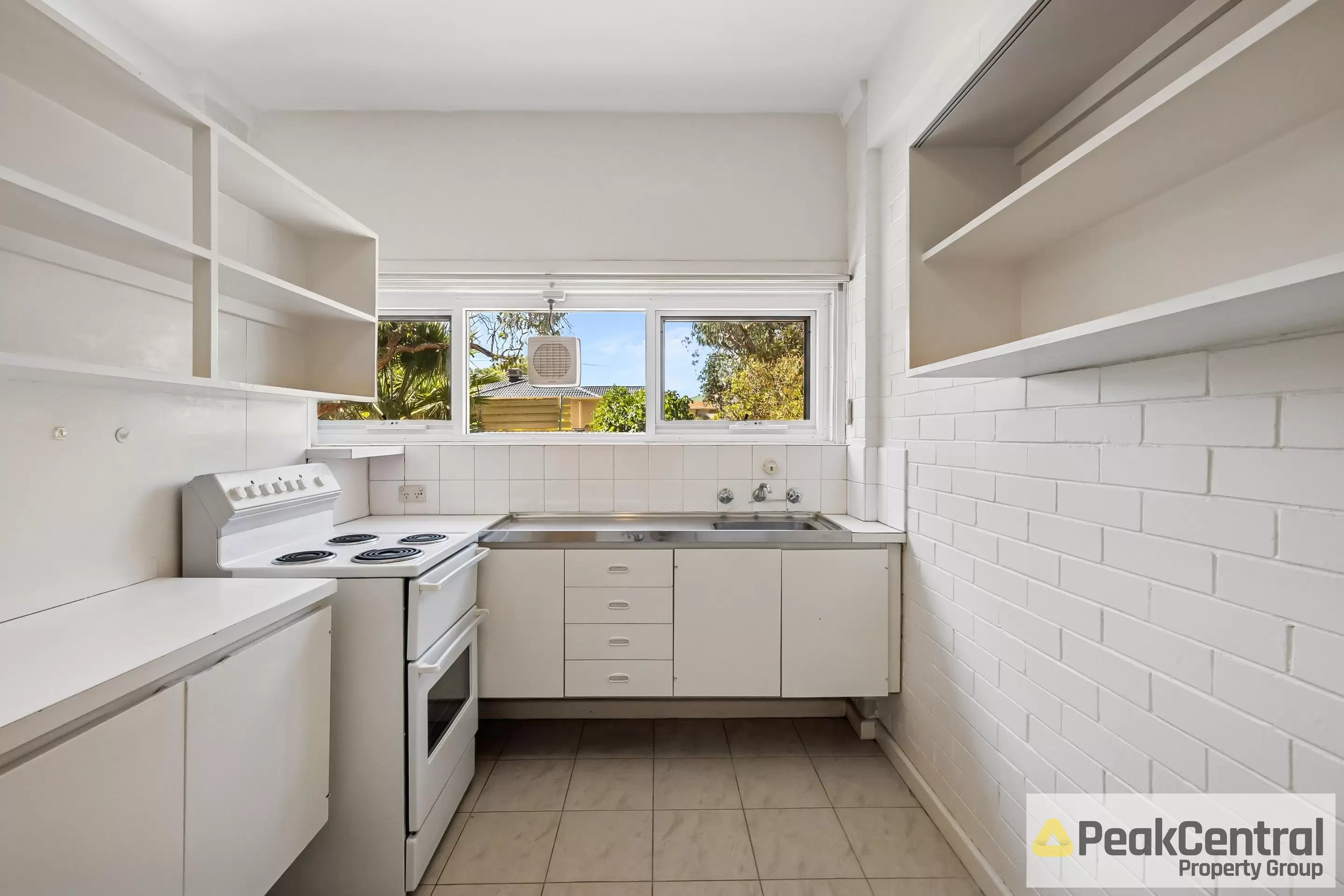2/37 Paulik Way, Hamilton Hill For Sale by Peak Central Property Group - image 8