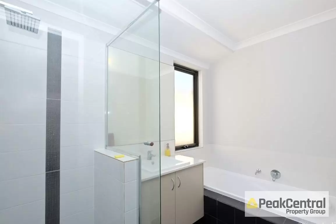 184 Badgerup Avenue, Lakelands Leased by Peak Central Property Group - image 11