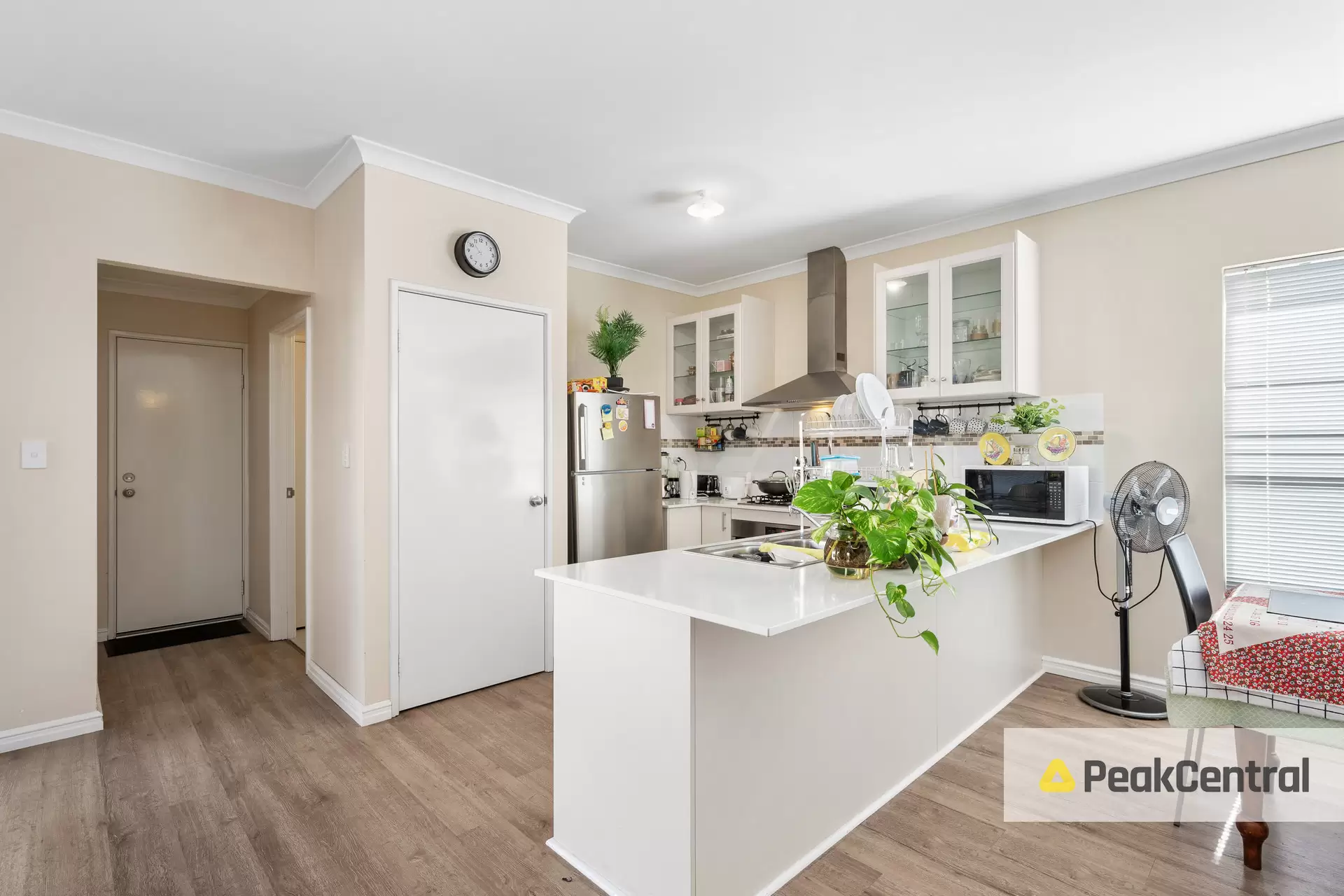 6 Cordata Avenue, Wandi Sold by Peak Central Property Group - image 4