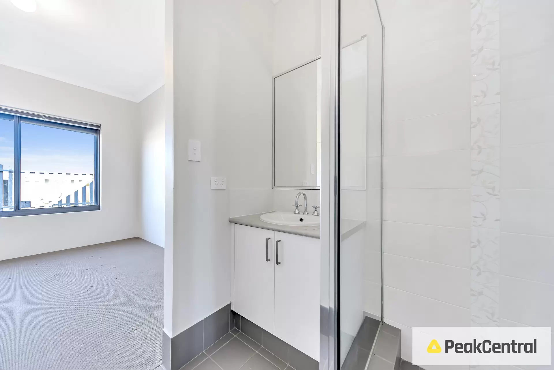 11 Yaramin Way, Golden Bay Leased by Peak Central Property Group - image 1