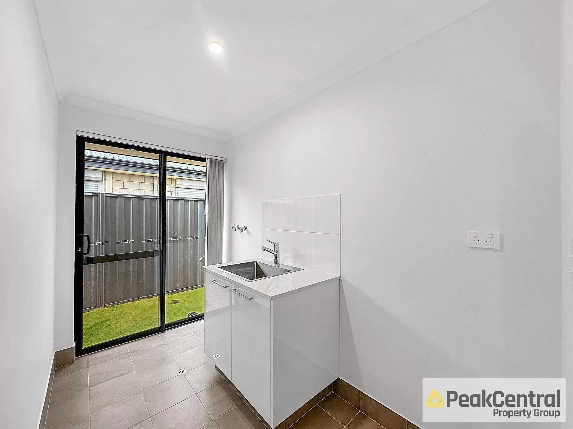 1 Novo Way, Baldivis Leased by Peak Central Property Group - image 1