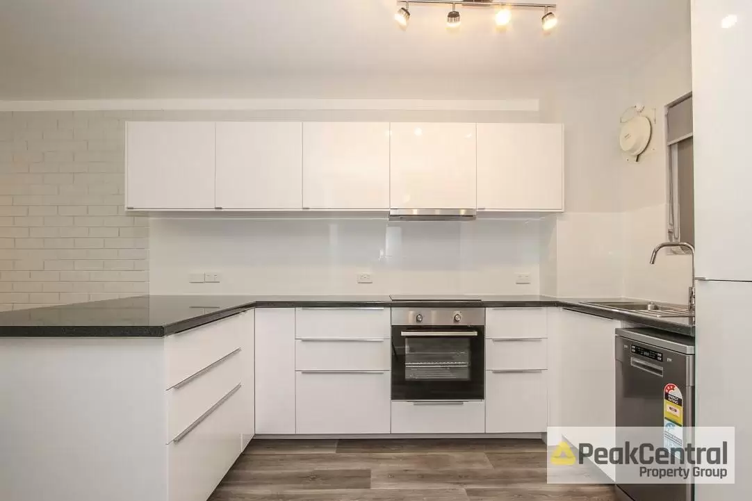 1/132 Sixth Avenue, Inglewood Leased by Peak Central Property Group - image 2