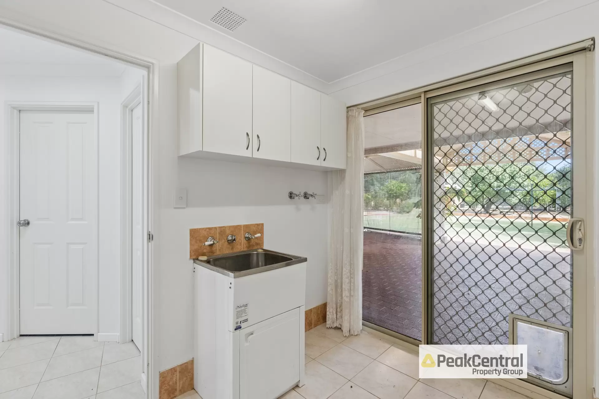 21 Hilarion Elbow, Hilbert Leased by Peak Central Property Group - image 1