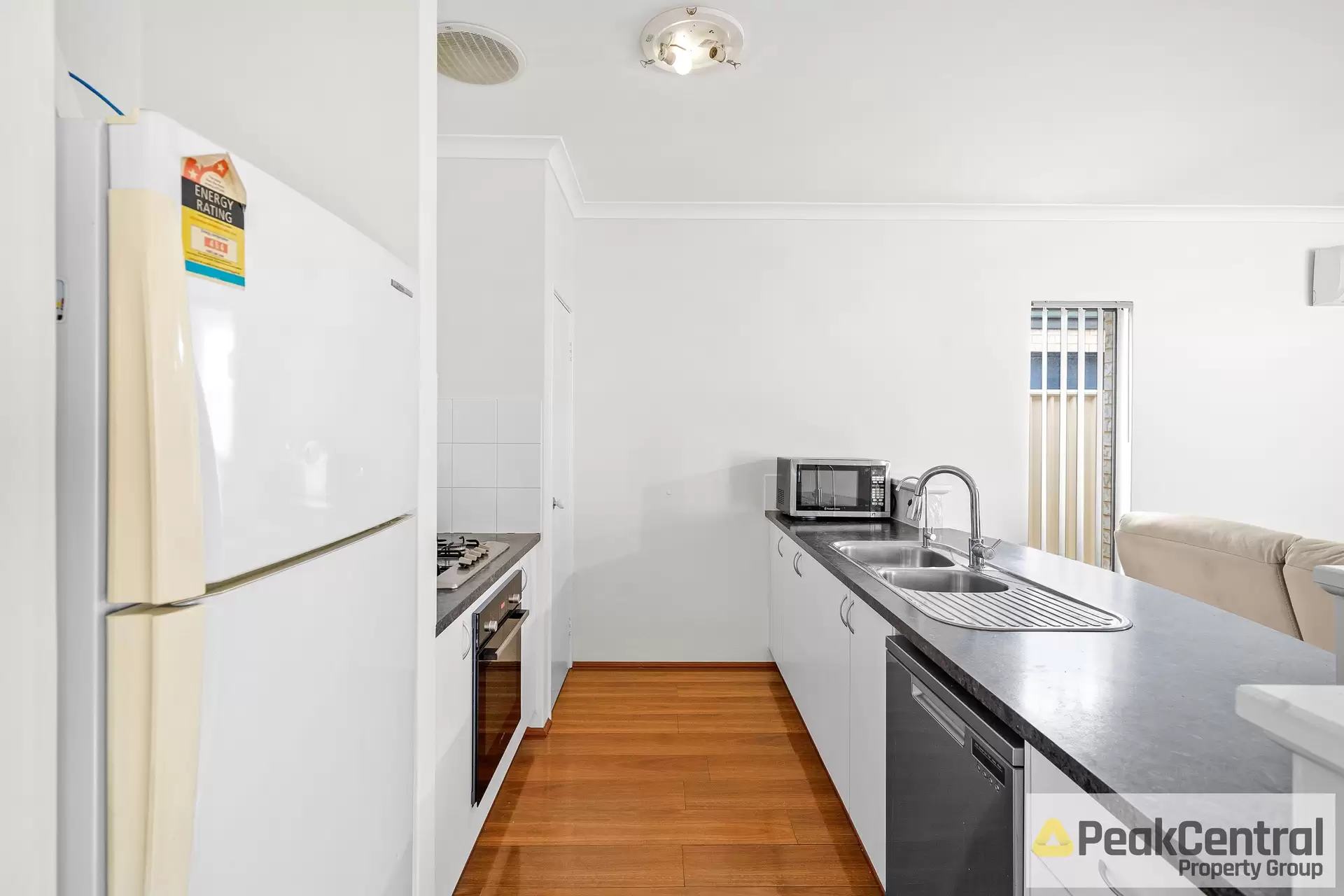 7 Yarra Promenade, Hammond Park Leased by Peak Central Property Group - image 1