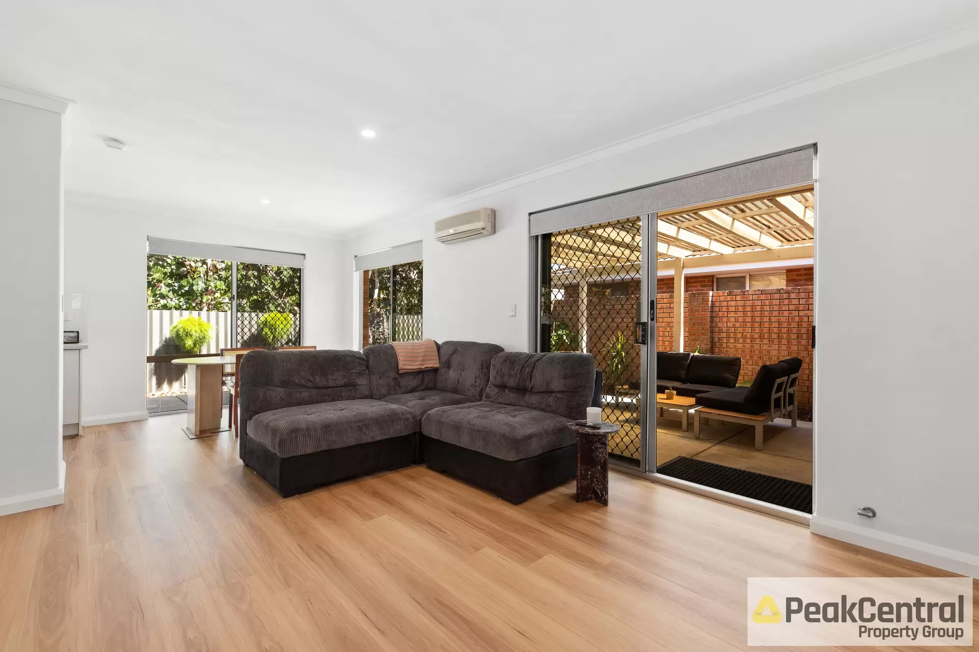 6/10-12 Palin Street, Palmyra Leased by Peak Central Property Group - image 1