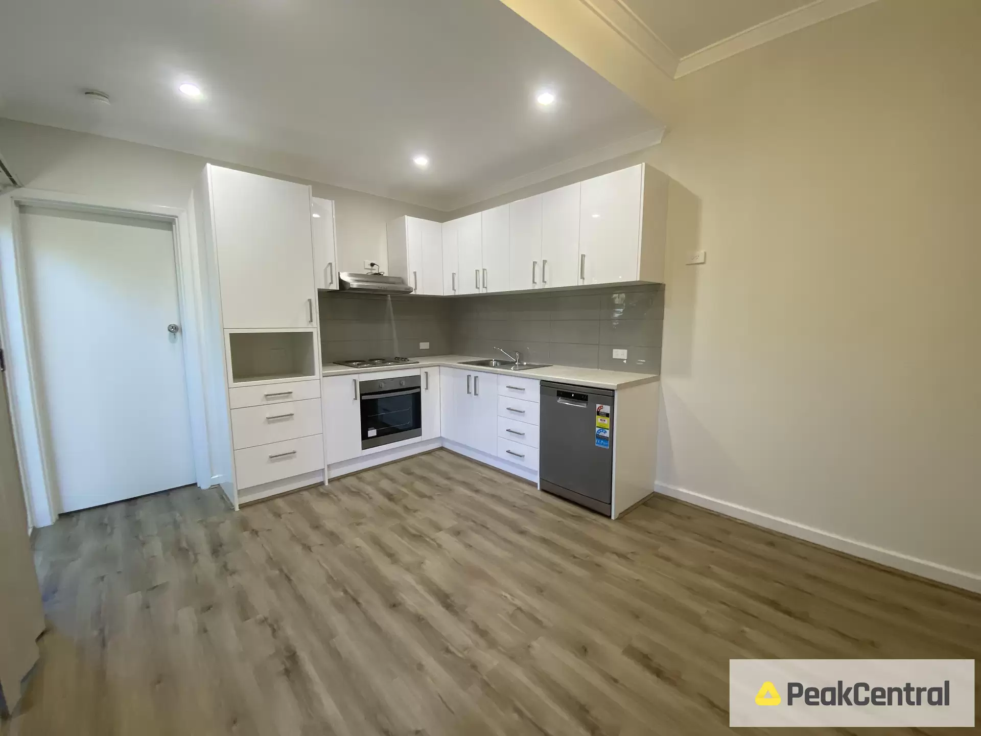 B/66 Frederick Road, Hamilton Hill For Lease by Peak Central Property Group - image 1