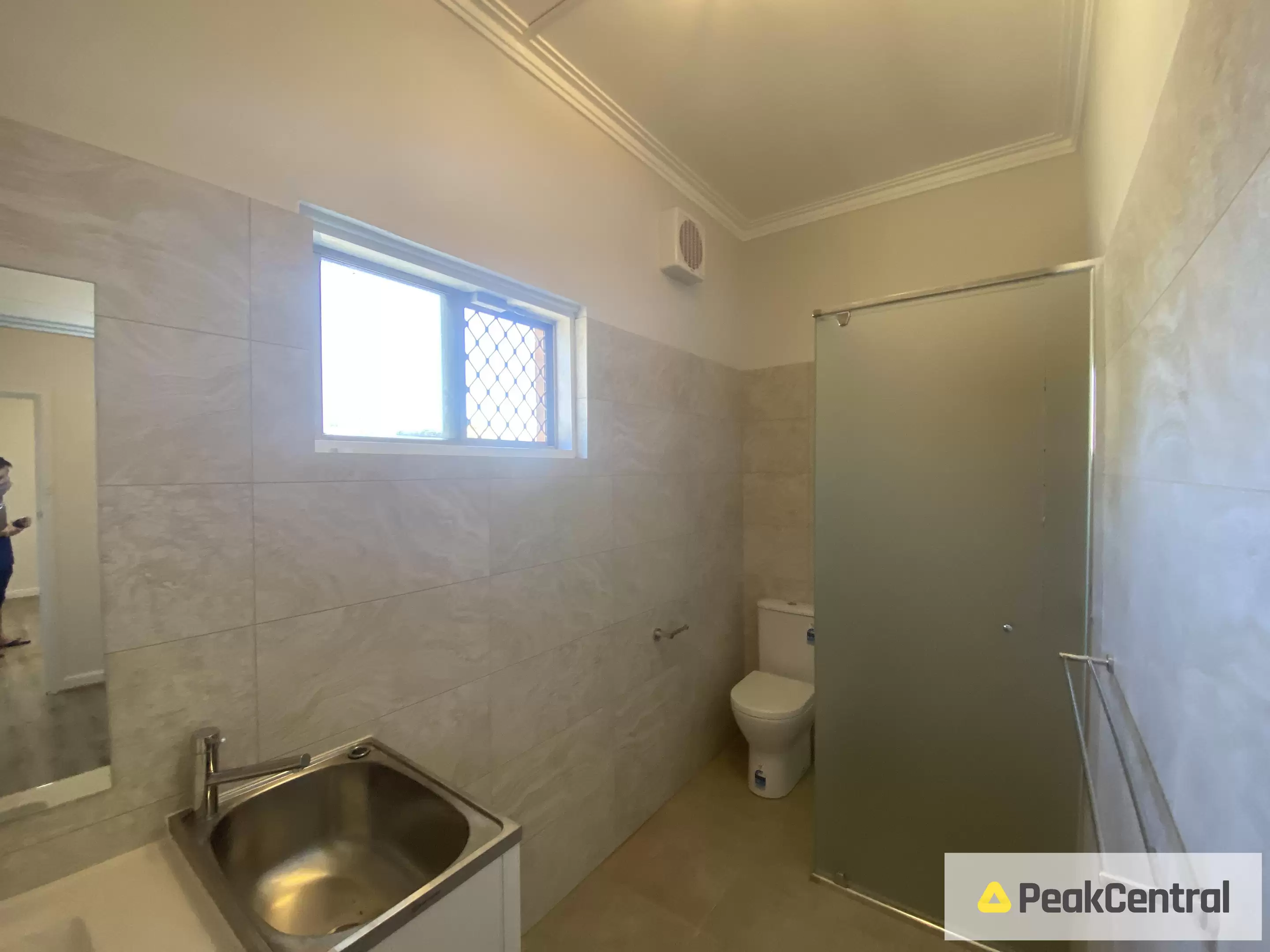 B/66 Frederick Road, Hamilton Hill For Lease by Peak Central Property Group - image 7