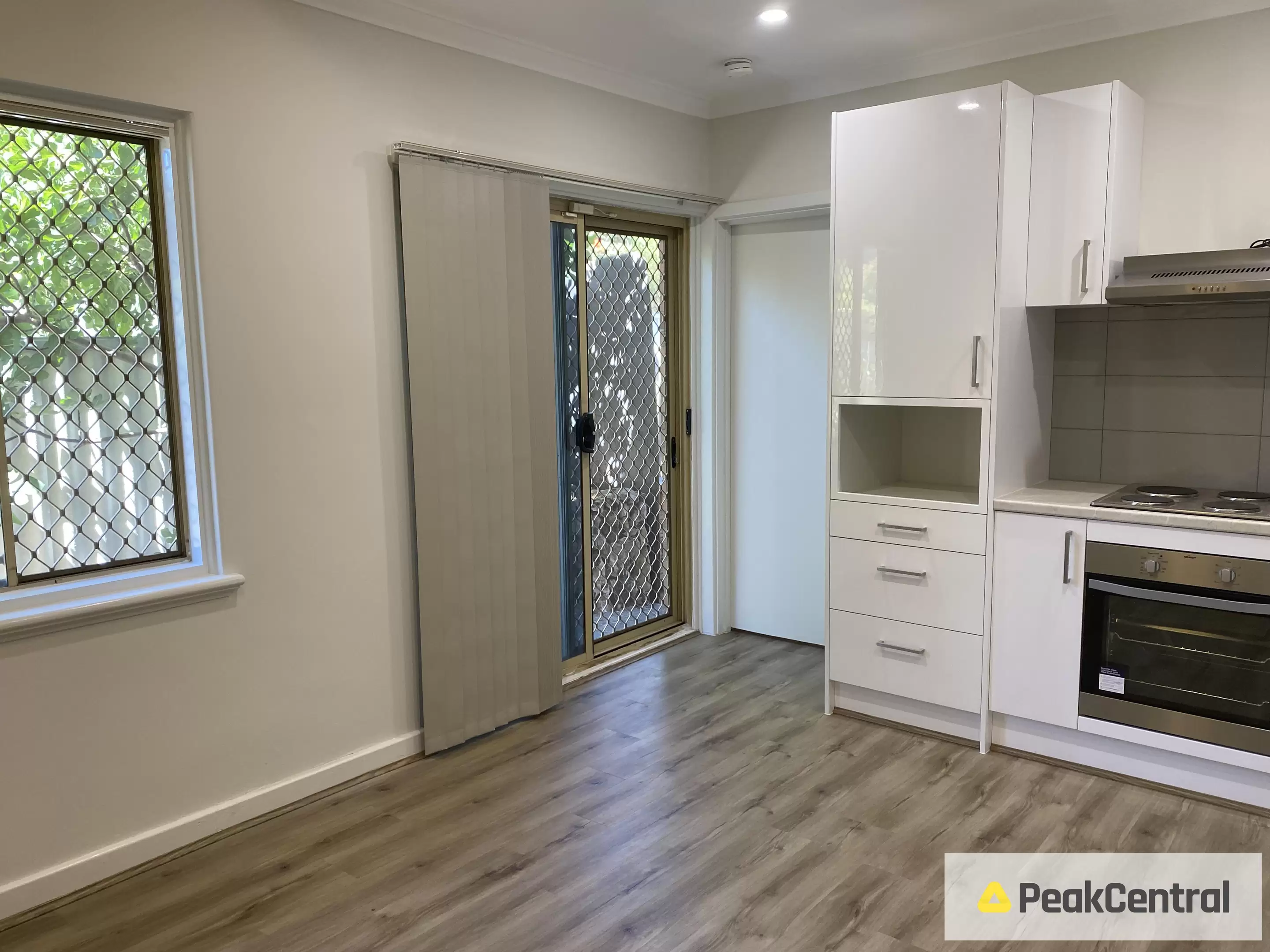 B/66 Frederick Road, Hamilton Hill For Lease by Peak Central Property Group - image 3
