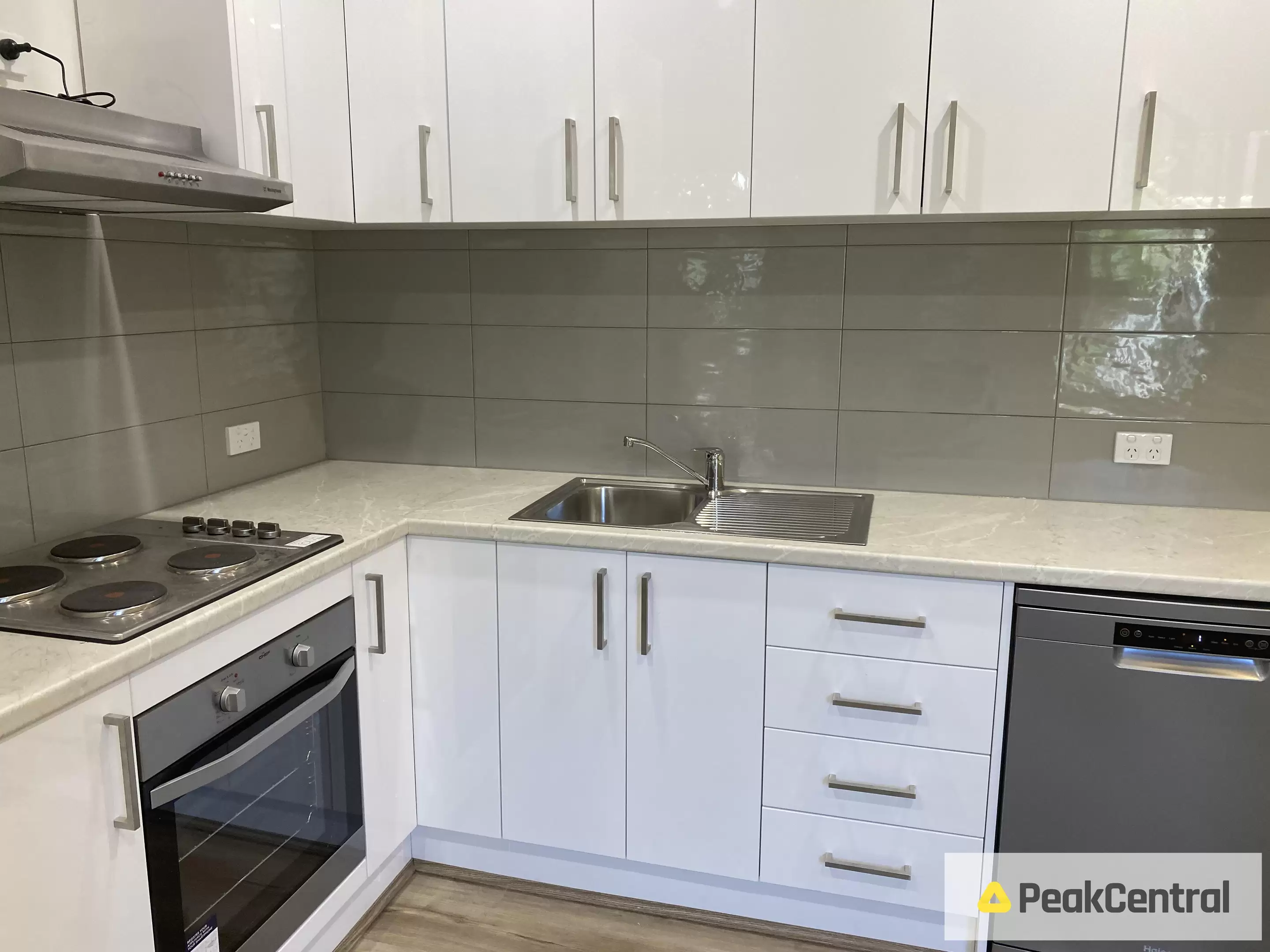 B/66 Frederick Road, Hamilton Hill For Lease by Peak Central Property Group - image 4