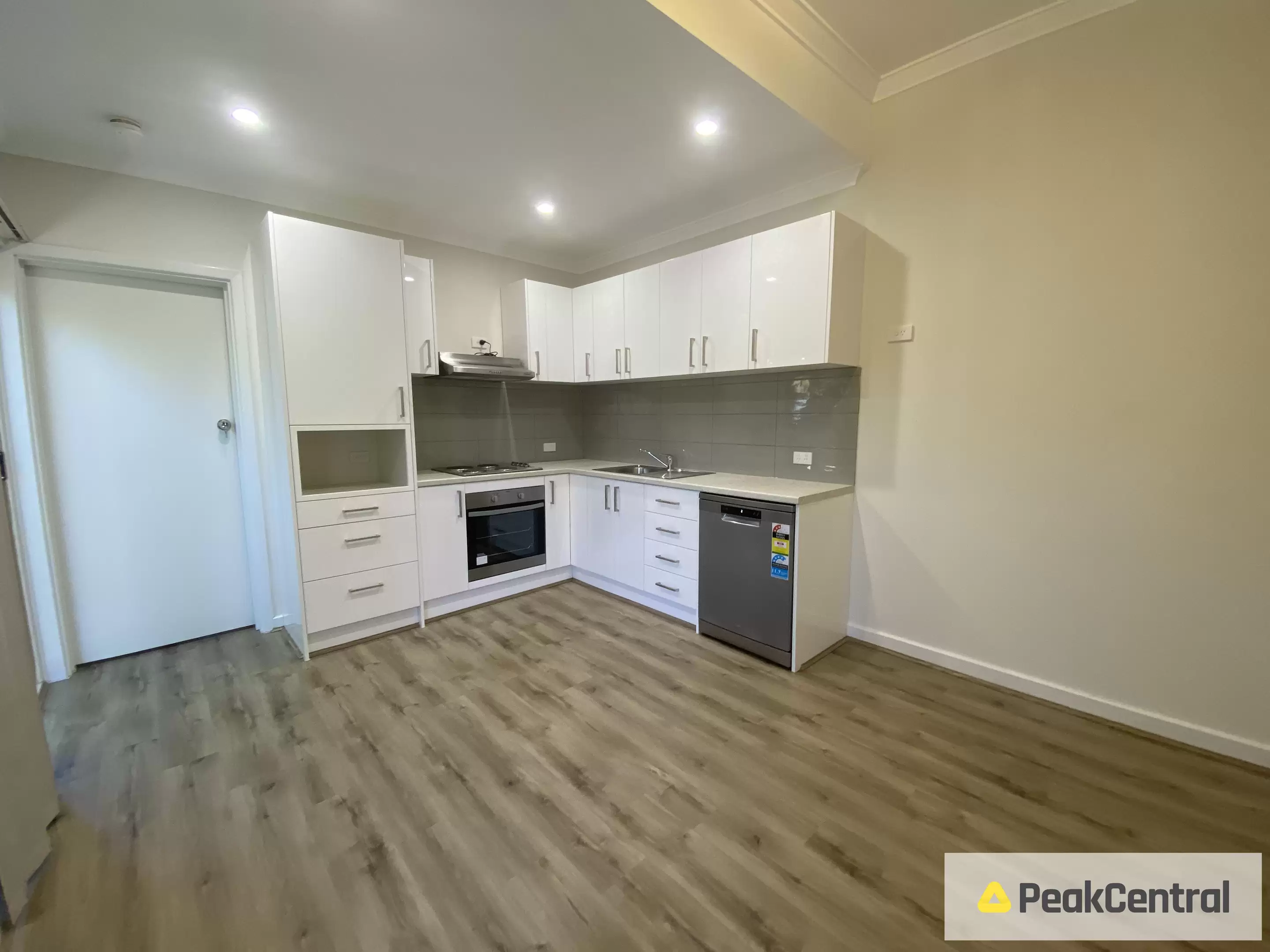 B/66 Frederick Road, Hamilton Hill For Lease by Peak Central Property Group - image 1