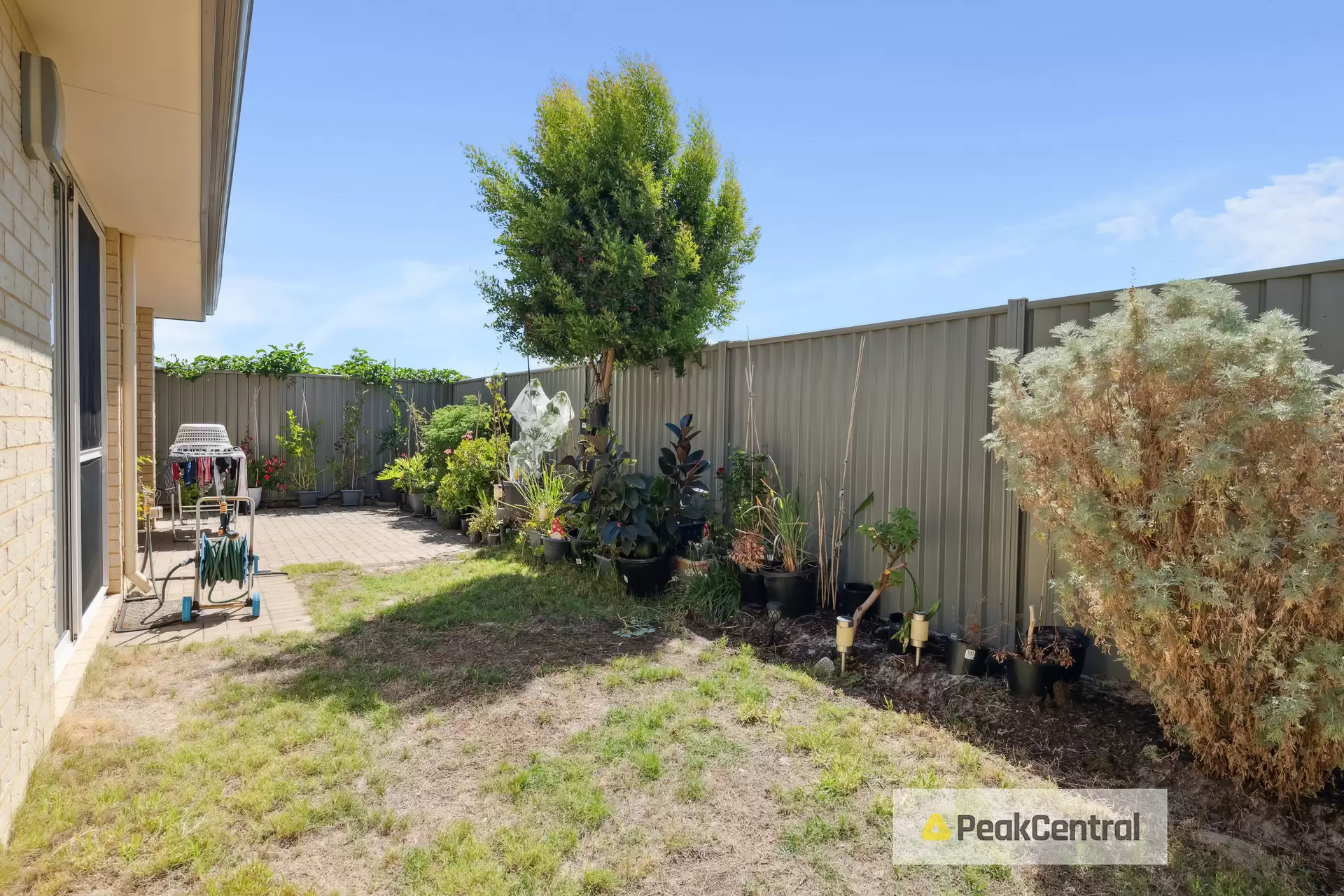 32 Needlewood Loop, Wandi Sold by Peak Central Property Group - image 1