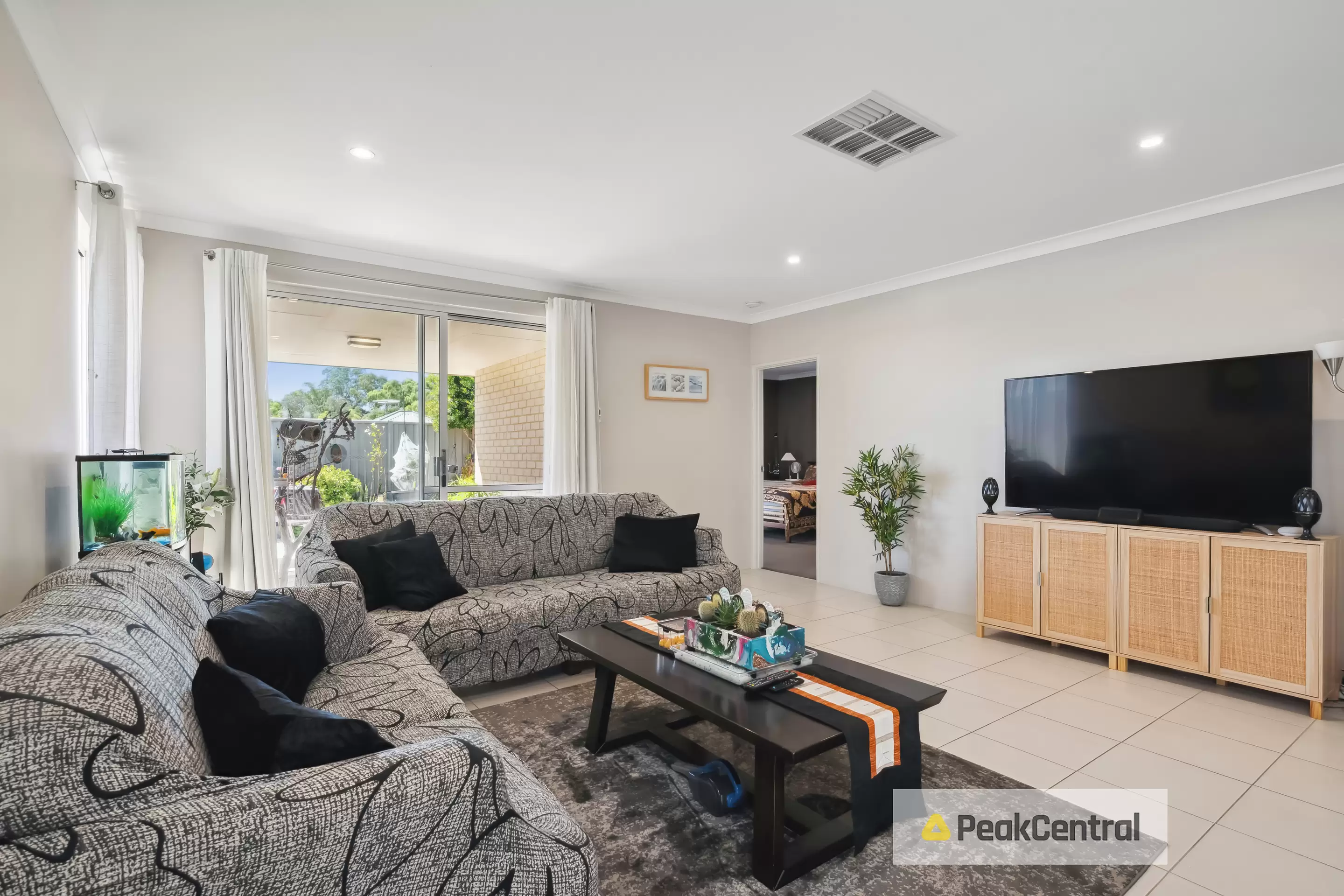 32 Needlewood Loop, Wandi Sold by Peak Central Property Group - image 8