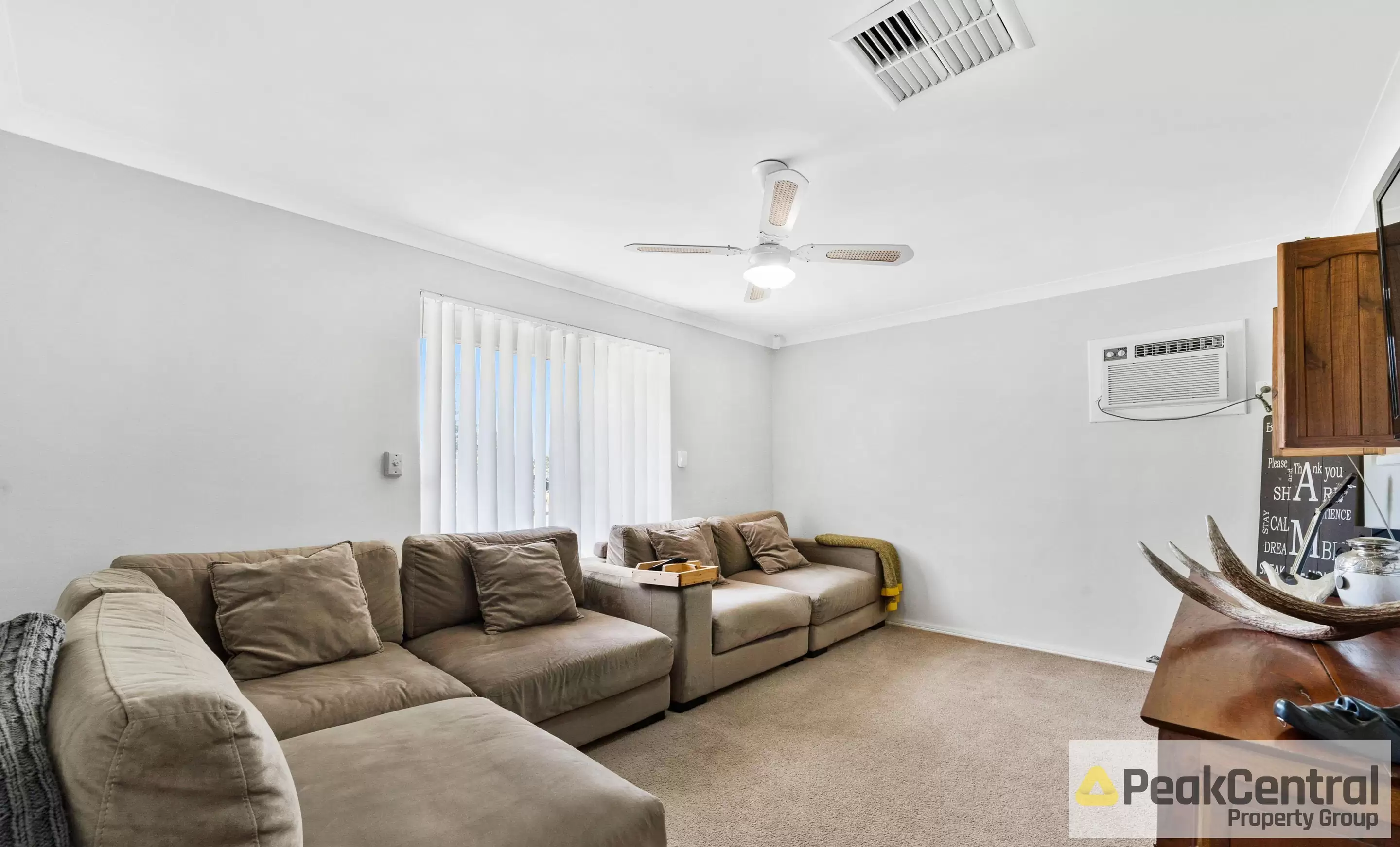 4 Tall Karri Close, Camillo Leased by Peak Central Property Group - image 7