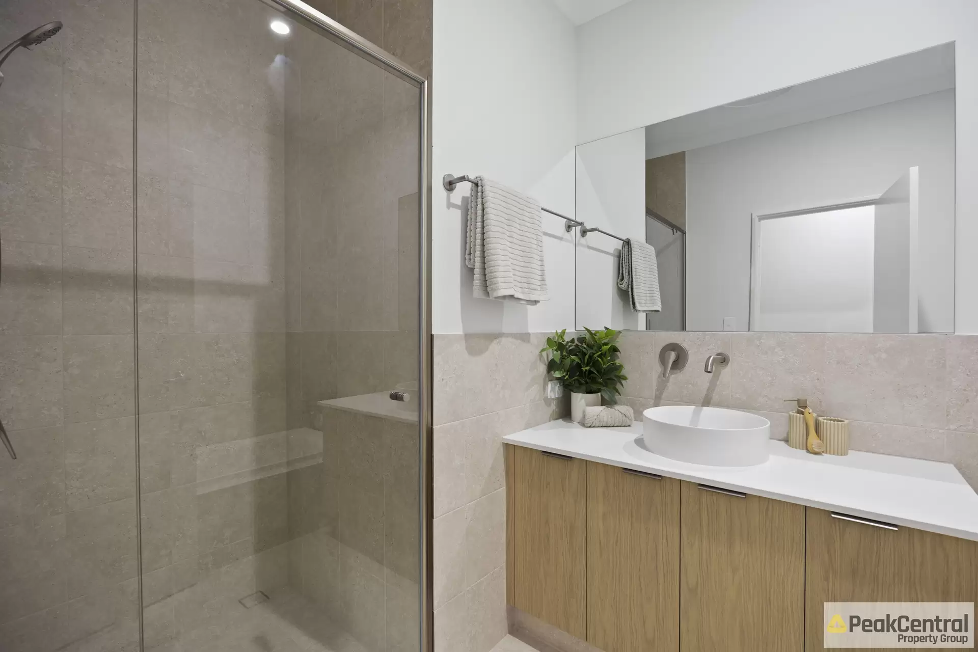 6 Grafton Street, Craigie Leased by Peak Central Property Group - image 1