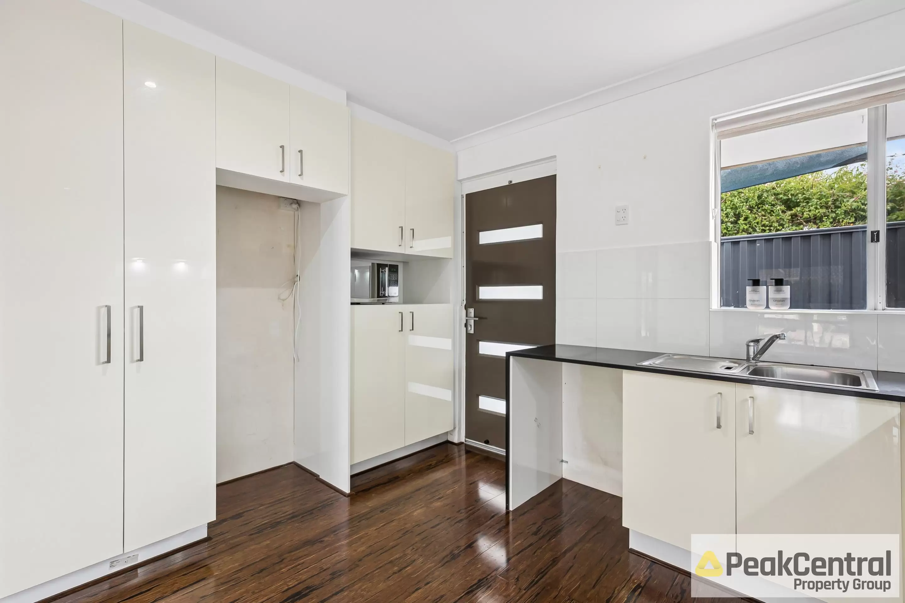 8/82-84 Waddell Road, Bicton Leased by Peak Central Property Group - image 4
