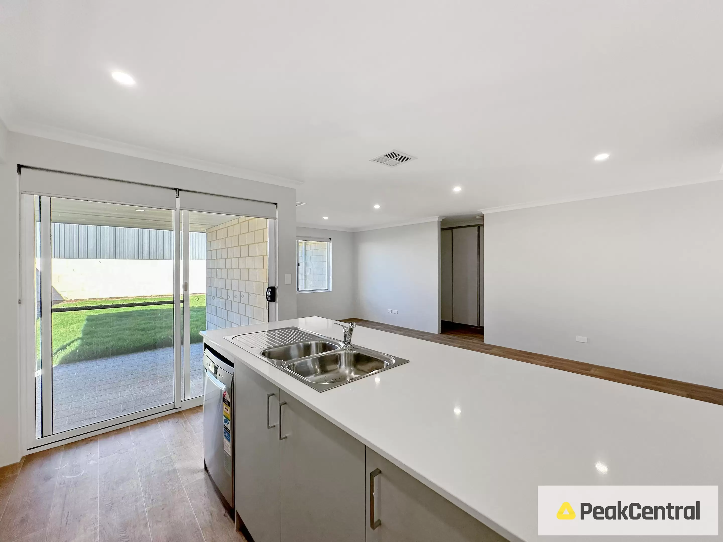 14 Lucent Approach, Eglinton Leased by Peak Central Property Group - image 8