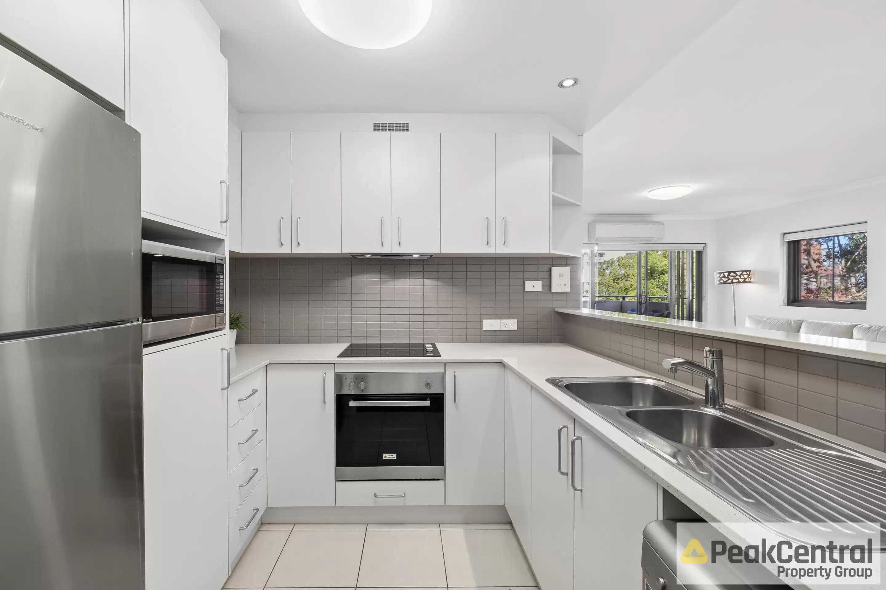 21/18 Wellington Street, East Perth For Sale by Peak Central Property Group - image 3