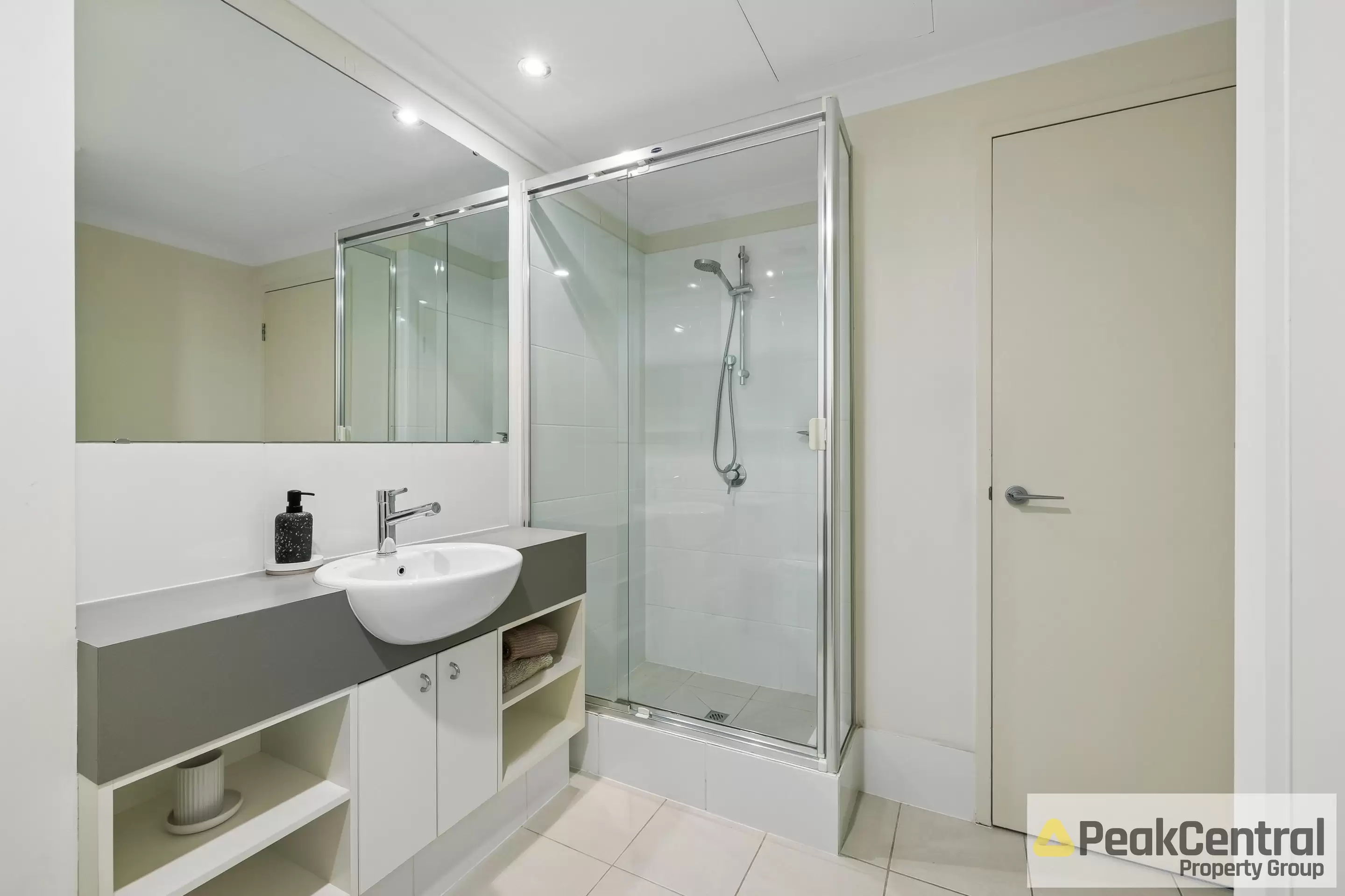 21/18 Wellington Street, East Perth For Sale by Peak Central Property Group - image 14