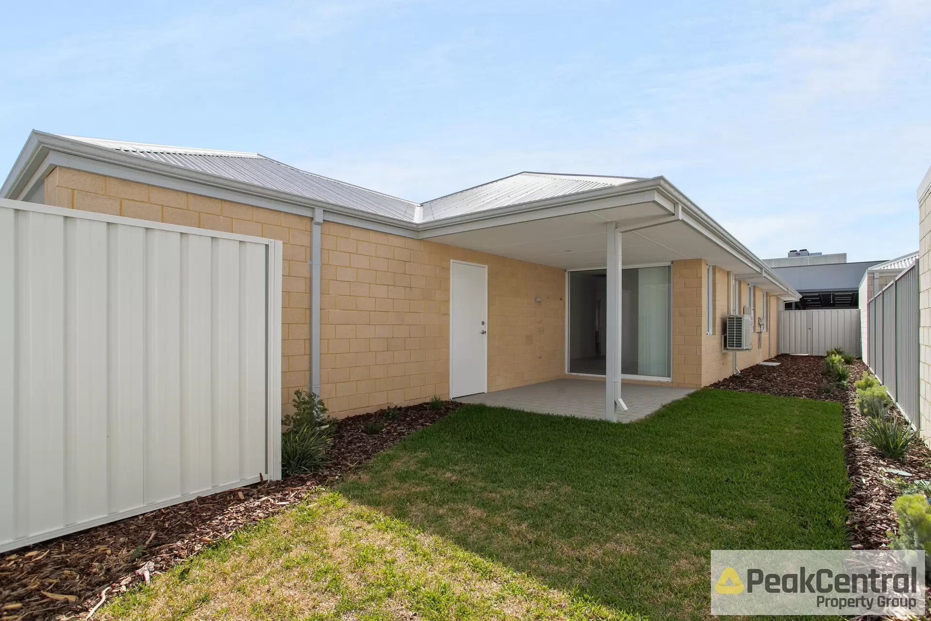 27 Azzurra Loop, Two Rocks For Lease by Peak Central Property Group - image 1