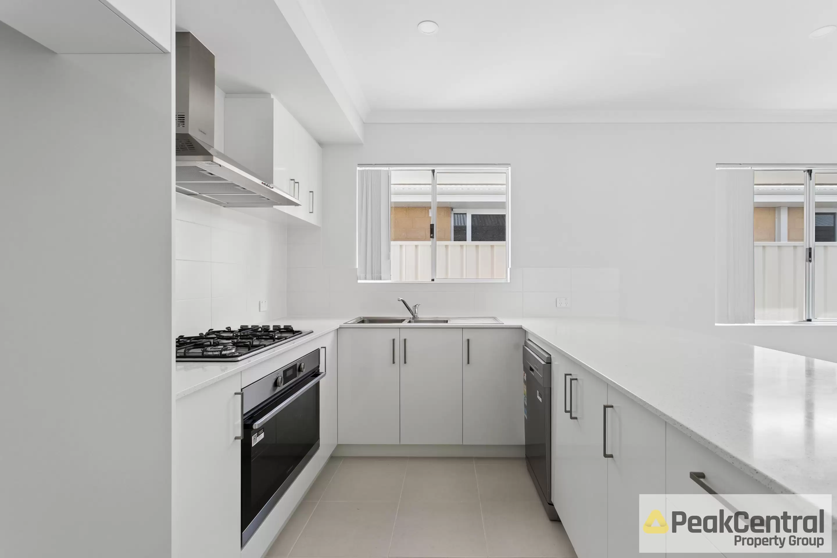 27 Azzurra Loop, Two Rocks For Lease by Peak Central Property Group - image 7