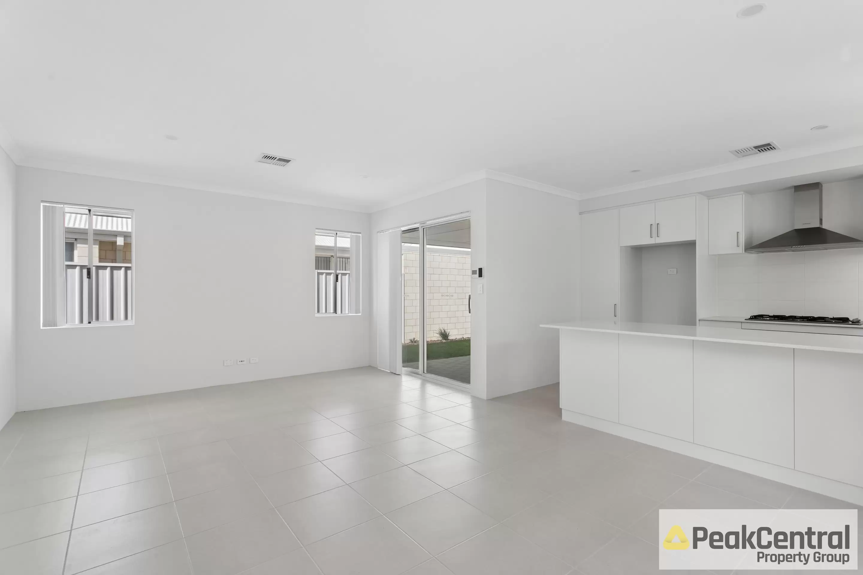 27 Azzurra Loop, Two Rocks For Lease by Peak Central Property Group - image 8