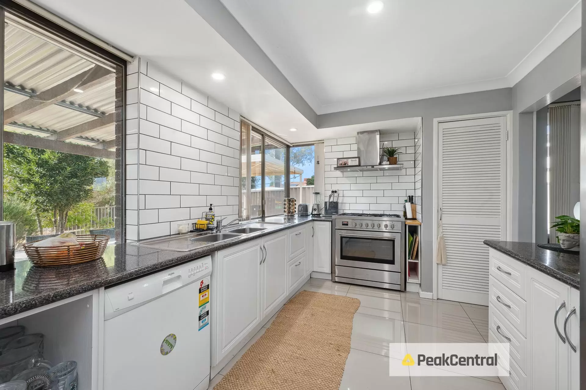 21 Hawkins Street, Rockingham Leased by Peak Central Property Group - image 3