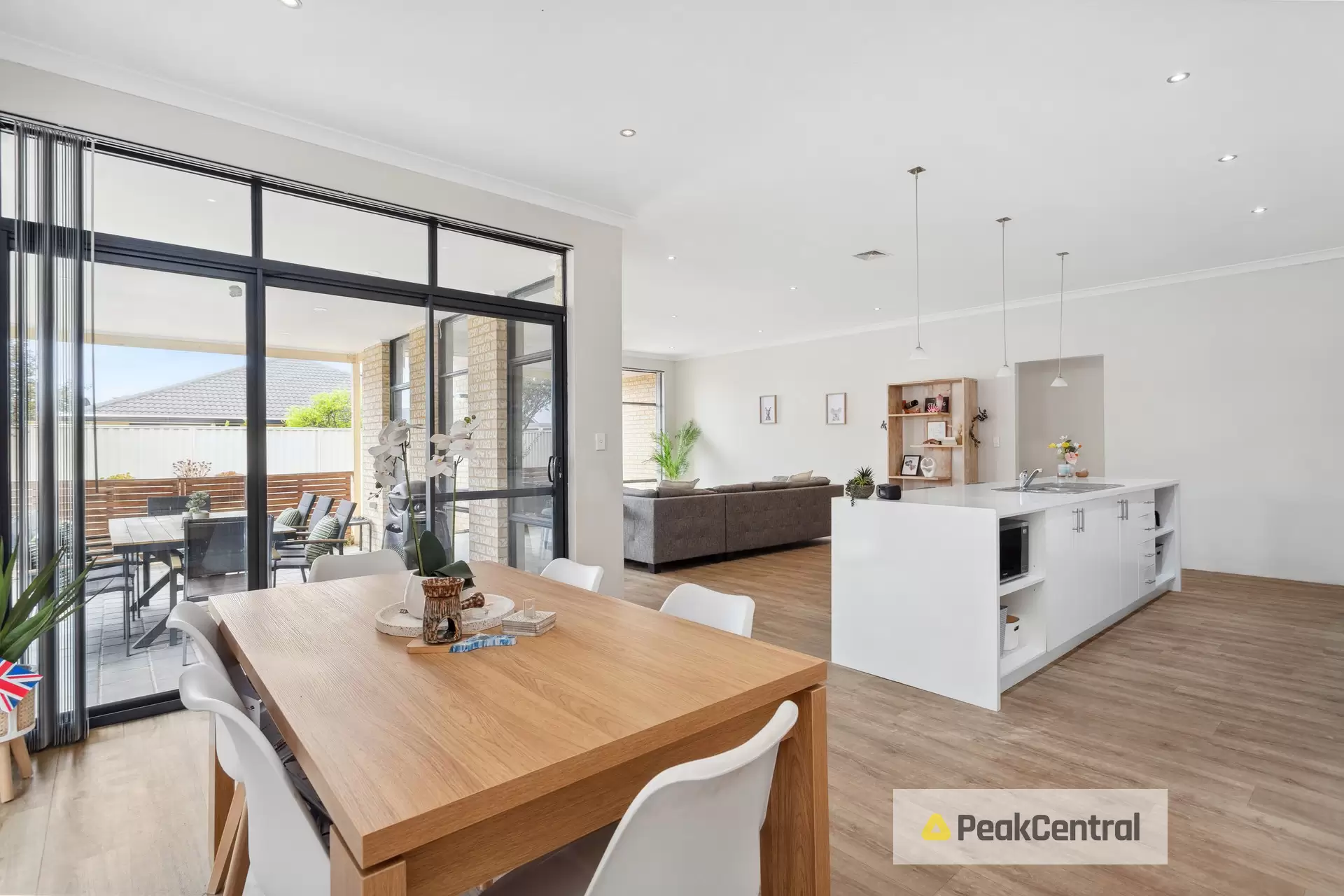 16 Kumarina Drive, Secret Harbour Sold by Peak Central Property Group - image 10