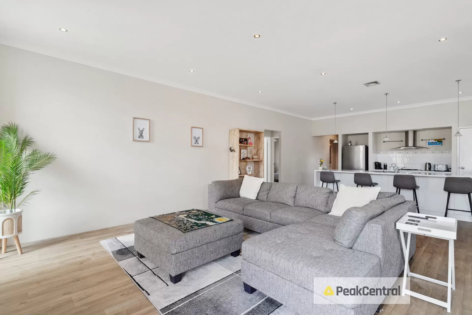 16 Kumarina Drive, Secret Harbour Sold by Peak Central Property Group - image 3