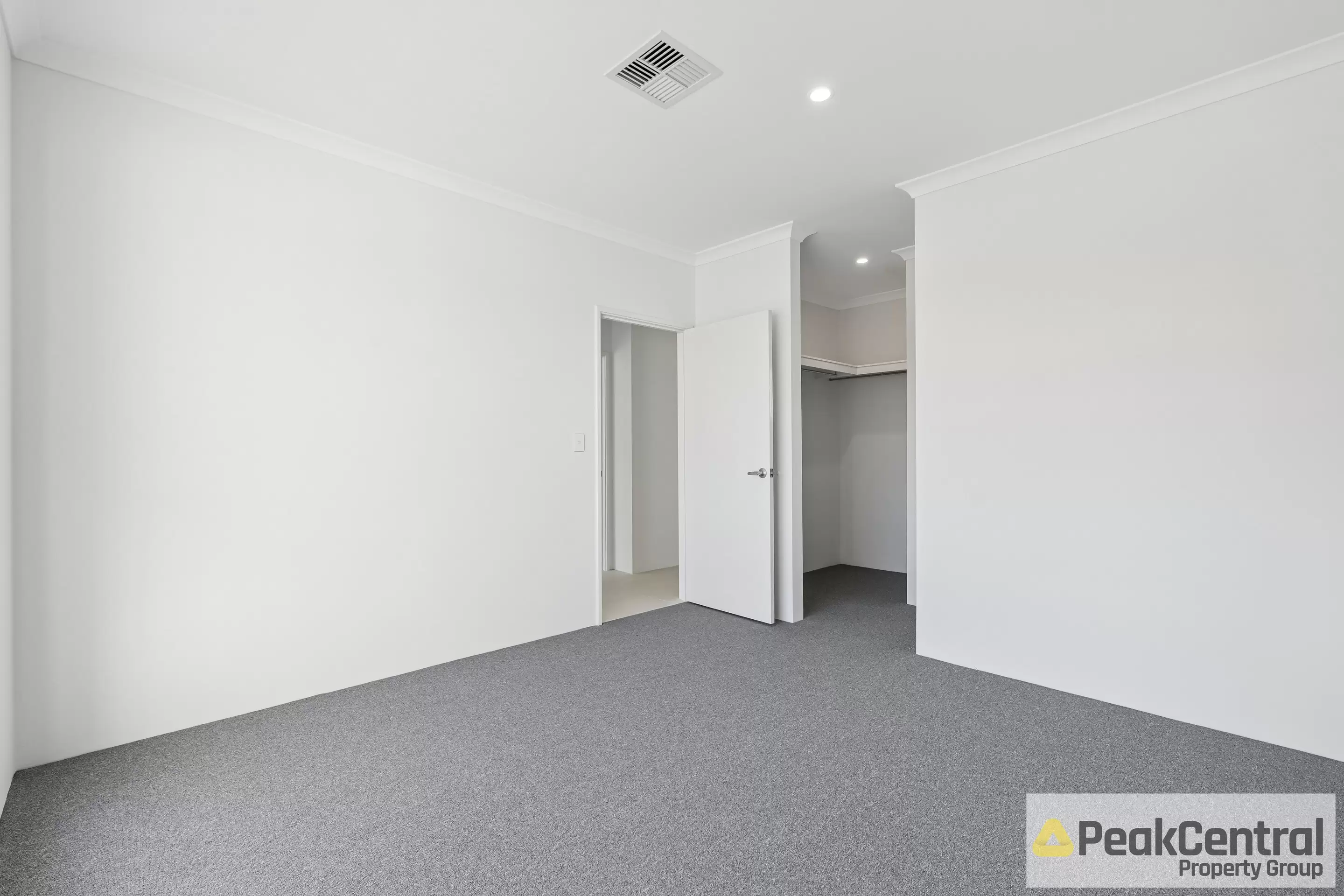 33 Azzurra Loop, Two Rocks Leased by Peak Central Property Group - image 3