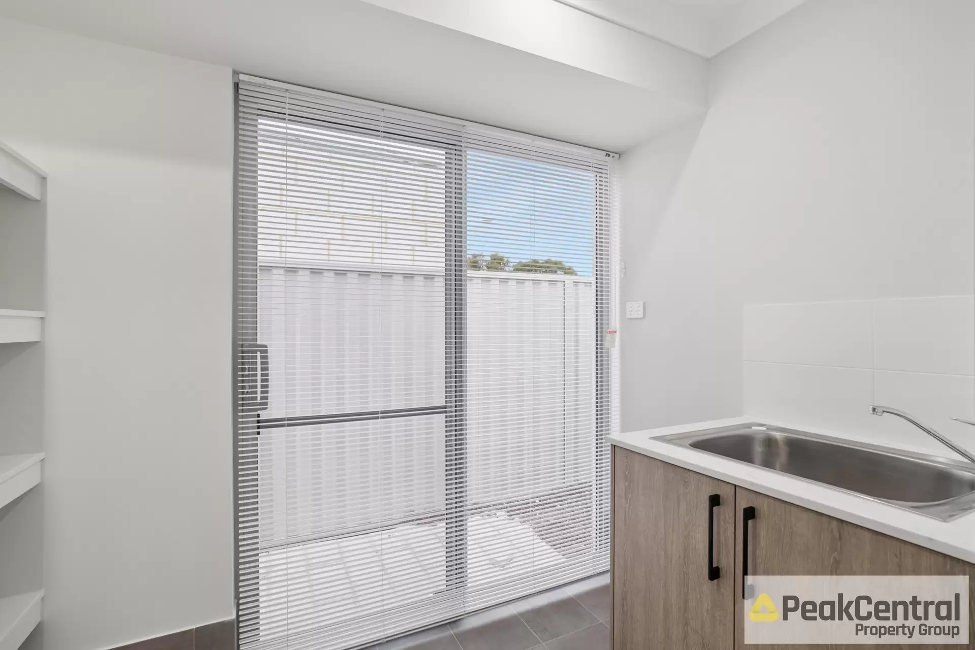 54 Glimmer Loop, Bennett Springs Leased by Peak Central Property Group - image 1
