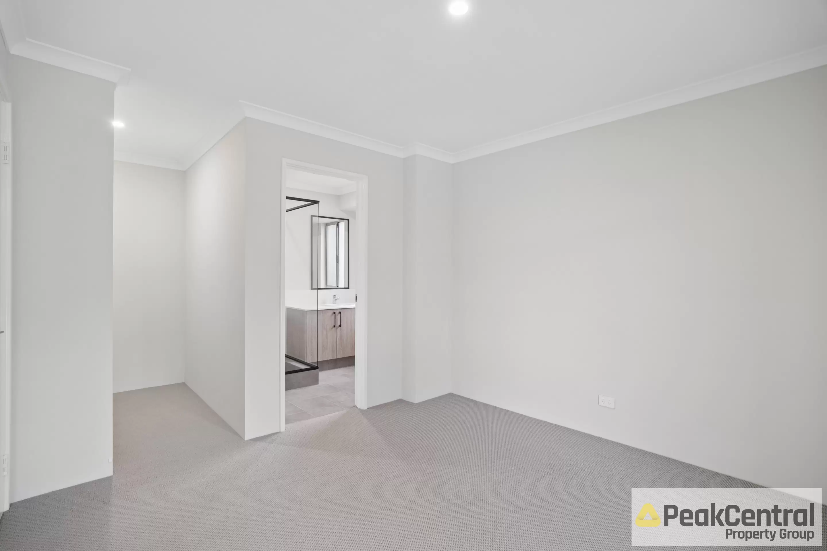 54 Glimmer Loop, Bennett Springs Leased by Peak Central Property Group - image 3